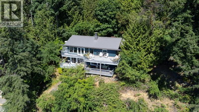 1475 WEBB Road | Bowen Island British Columbia | Slide Image Two