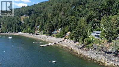 1475 WEBB Road | Bowen Island British Columbia | Slide Image Thirty-five