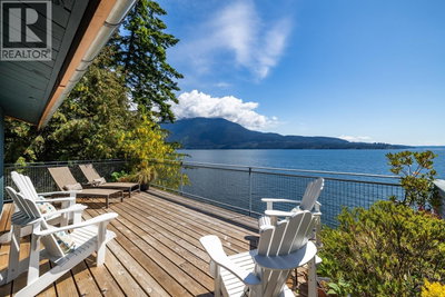 1475 WEBB Road | Bowen Island British Columbia | Slide Image Six