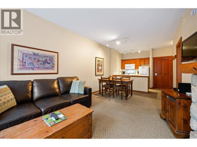 4660 BLACKCOMB Way | Whistler British Columbia | Slide Image Four