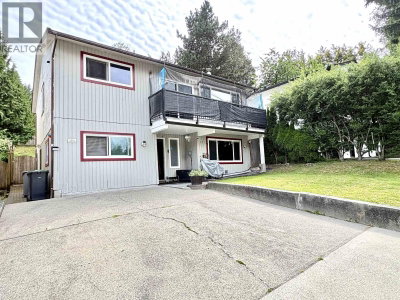 257 ANGELA Drive | Port Moody British Columbia | Slide Image One