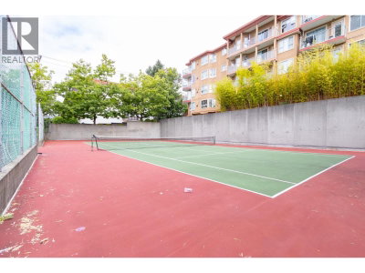 110 4TH Street | North Vancouver British Columbia | Slide Image Thirteen