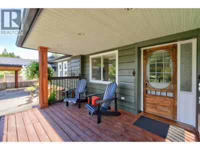 12082 261 Street | Maple Ridge British Columbia | Slide Image Five