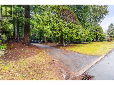 3091 ROYAL Avenue | North Vancouver British Columbia | Slide Image Twelve