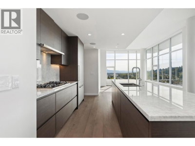 305 MORRISSEY Road | Port Moody British Columbia | Slide Image Two