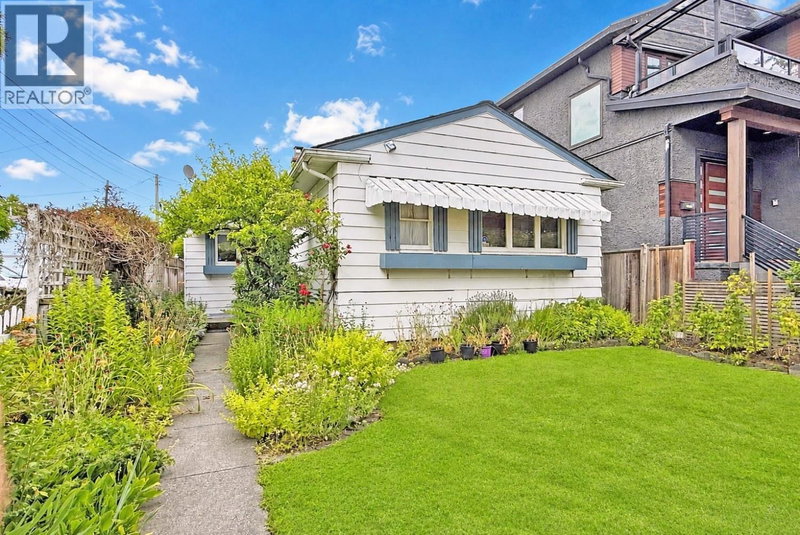 125 48TH Avenue Vancouver British Columbia, V5W 2C7 - 2 Bedrooms Home For Sale