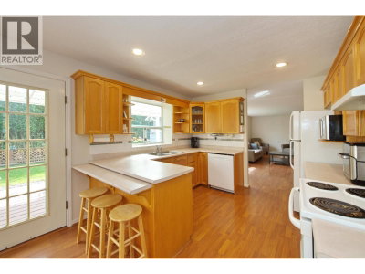 6343 CRESCENT Place | Delta British Columbia | Slide Image Thirteen
