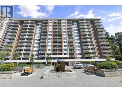 2012 FULLERTON Avenue | North Vancouver British Columbia | Slide Image Two