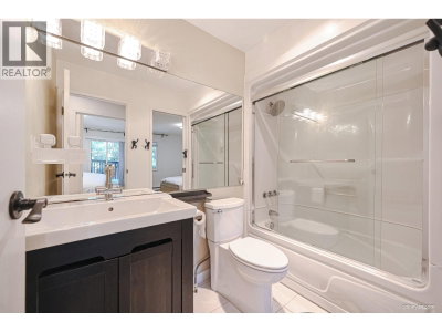 11656 KINGSBRIDGE Drive | Richmond British Columbia | Slide Image Nineteen