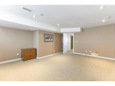 35347 KINLOCH Place | Abbotsford British Columbia | Slide Image Nineteen