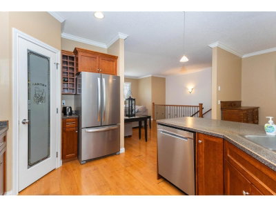 35347 KINLOCH Place | Abbotsford British Columbia | Slide Image Six