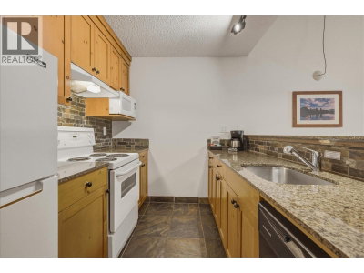 4200 WHISTLER Way | Whistler British Columbia | Slide Image Six
