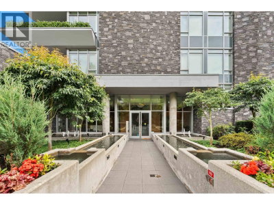 888 ARTHUR ERICKSON Place | West Vancouver British Columbia | Slide Image Two