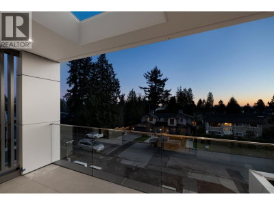 838 14TH Street | North Vancouver British Columbia | Slide Image Nineteen