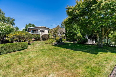 13852 MALABAR Avenue | White Rock British Columbia | Slide Image Thirty