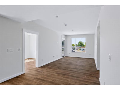 27218 ALDERGROVE TOWN CENTRE Drive | Langley British Columbia | Slide Image Twelve