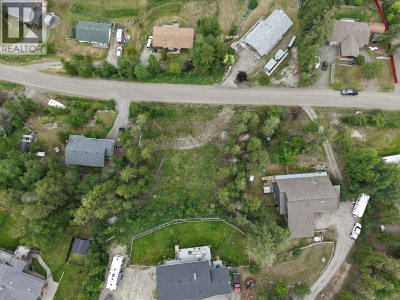 2123 KINGLET Road | Lakeside Rural British Columbia | Slide Image Ten