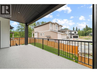 11007 244 Street | Maple Ridge British Columbia | Slide Image Thirty-eight