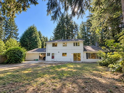 12501 53 Avenue | Surrey British Columbia | Slide Image Twenty-five