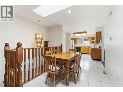 1522 HAVERSLEY Avenue | Coquitlam British Columbia | Slide Image Ten