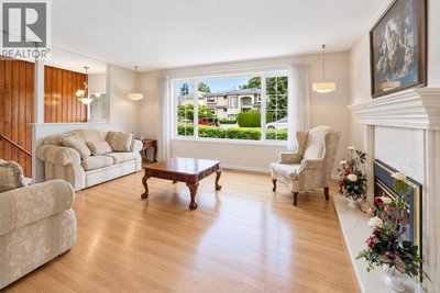 1522 HAVERSLEY Avenue | Coquitlam British Columbia | Slide Image Five