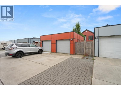 3423 ROXTON Avenue | Coquitlam British Columbia | Slide Image Thirty-six