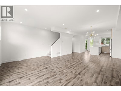 3423 ROXTON Avenue | Coquitlam British Columbia | Slide Image Eight