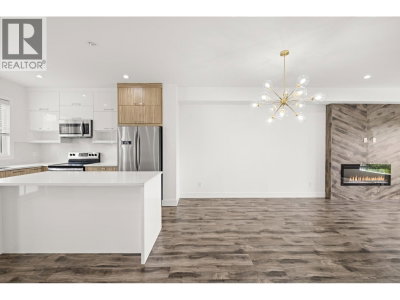 3423 ROXTON Avenue | Coquitlam British Columbia | Slide Image Nine