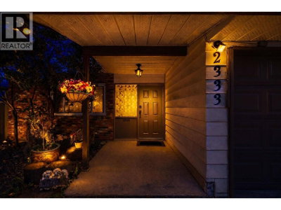 2333 KIRKSTONE Road | North Vancouver British Columbia | Slide Image Thirty-eight