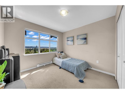 320 DECAIRE Street | Coquitlam British Columbia | Slide Image Nineteen