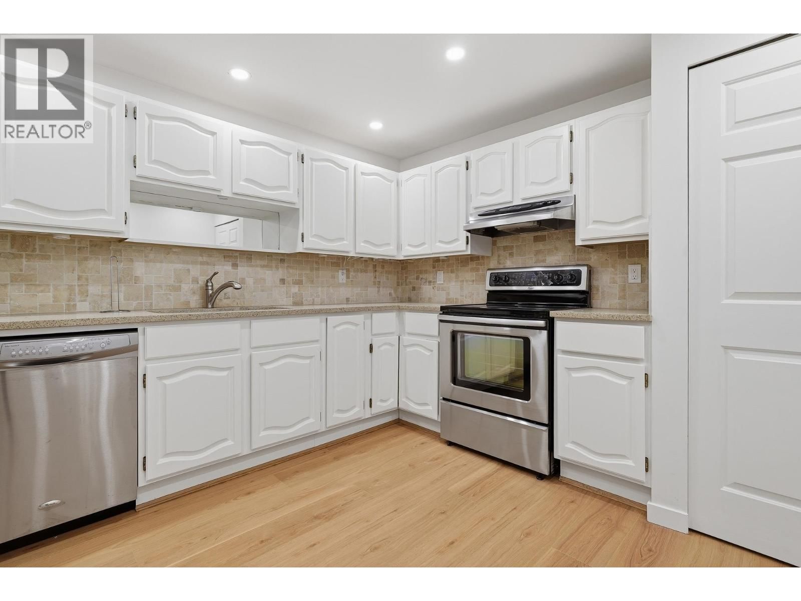 1150 54A Street, Delta, British Columbia V4M 4B5