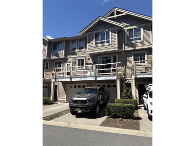 19752 55A Avenue | Langley British Columbia | Slide Image One