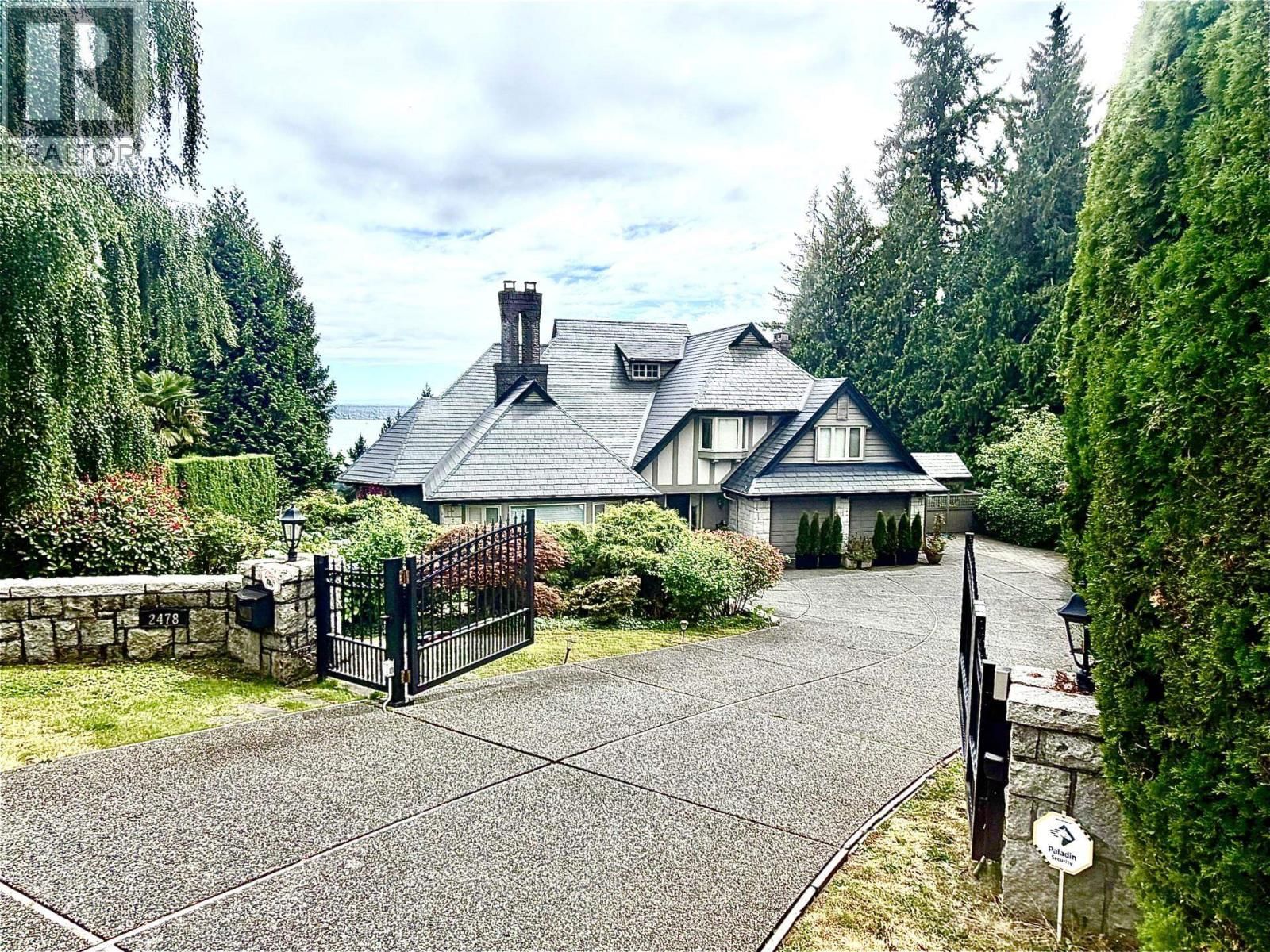 2478 WESTHILL Court, West Vancouver, British Columbia V7S 3A5