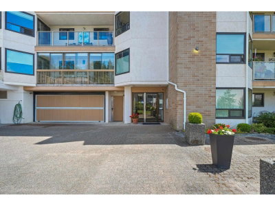 1350 VIDAL Street | White Rock British Columbia | Slide Image Thirty-eight