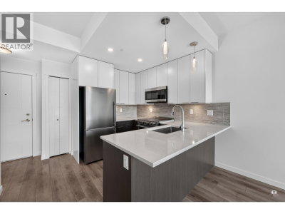 11639 227 Street | Maple Ridge British Columbia | Slide Image Four