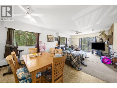 489 PRAIRIE Avenue | Port Coquitlam British Columbia | Slide Image Thirteen