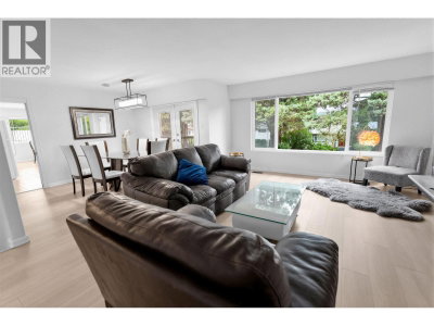 7969 BURNLAKE Drive | Burnaby British Columbia | Slide Image Thirteen