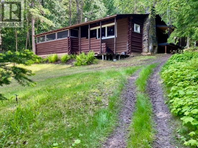 2744 MAHOOD LAKE Road | Mahood Lake British Columbia | Slide Image Thirty-one