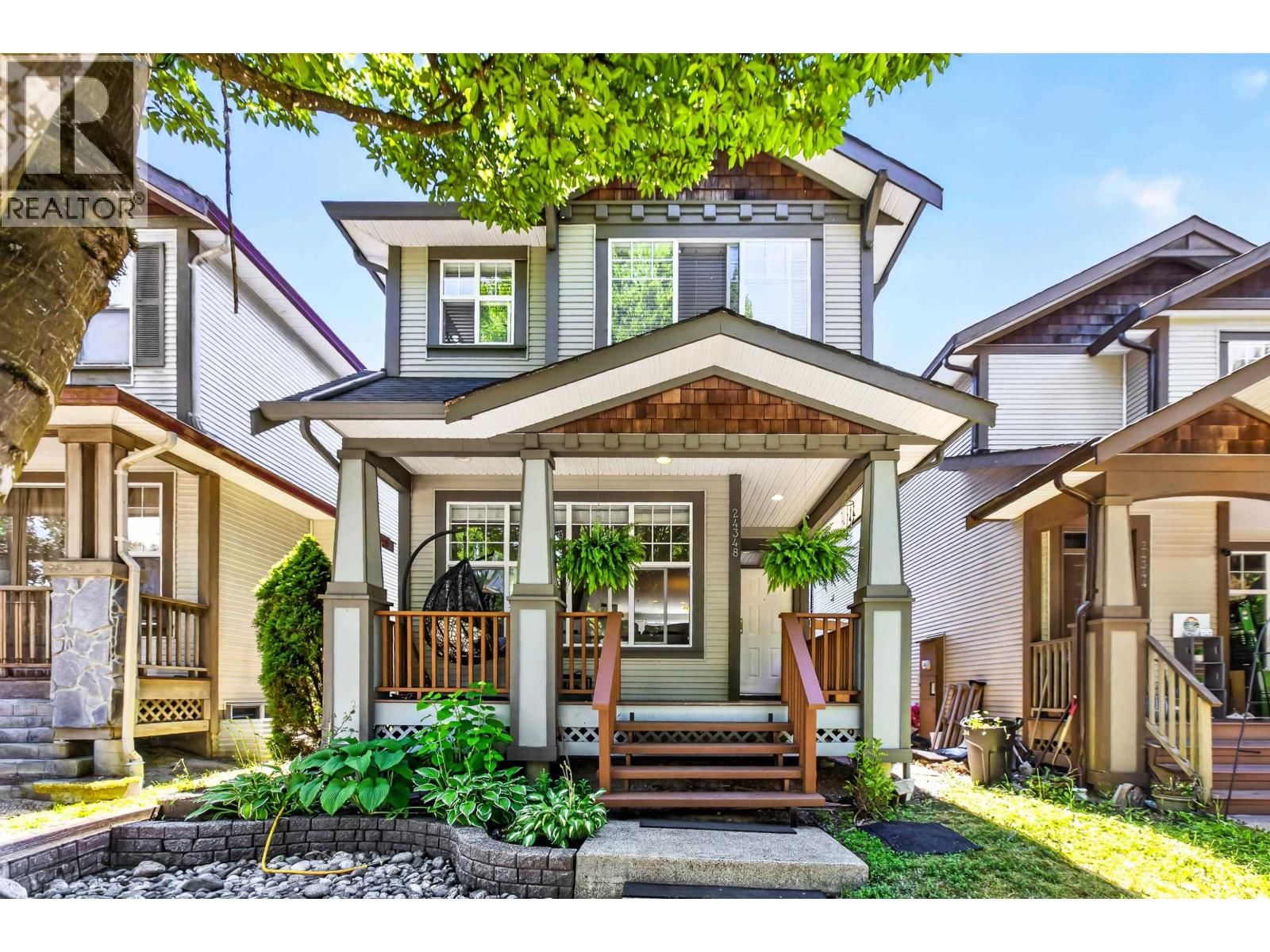 24348 102A Avenue, Maple Ridge, British Columbia V2W 1X9
