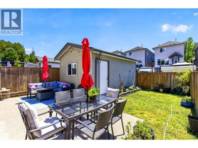 24348 102A Avenue | Maple Ridge British Columbia | Slide Image Thirty-four