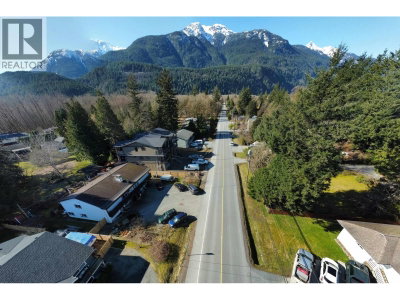 1352 JUDD Road | Squamish British Columbia | Slide Image Twenty-nine