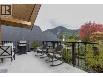 41281 MEADOW Avenue | Squamish British Columbia | Slide Image Twenty-six