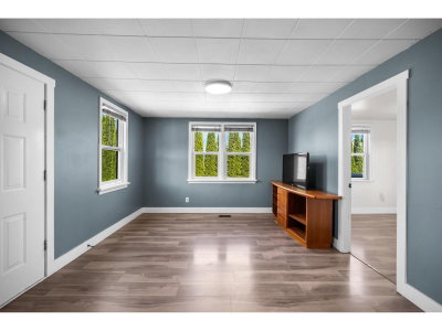 33508 HUNTINGDON Road | Abbotsford British Columbia | Slide Image Twelve