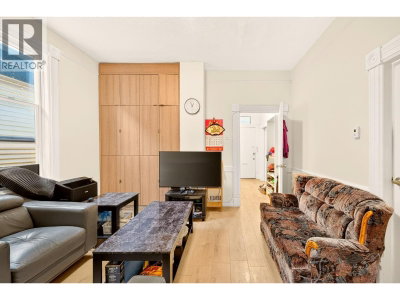 777 PENDER Street | Vancouver British Columbia | Slide Image Two