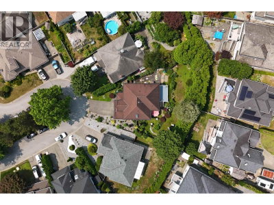 23711 106 Avenue | Maple Ridge British Columbia | Slide Image Thirty