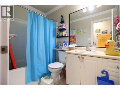 23711 106 Avenue | Maple Ridge British Columbia | Slide Image Thirty-eight