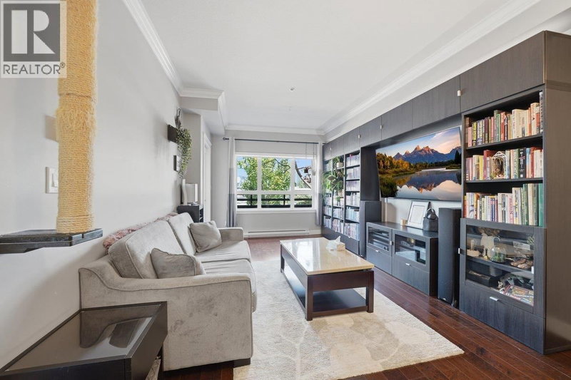 2664 KINGSWAY Avenue Port Coquitlam British Columbia, V3C 1T8 - 1 Bedroom Condo For Sale