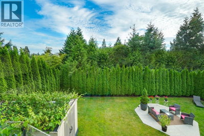 4399 HIGHLAND Boulevard | North Vancouver British Columbia | Slide Image Thirty-one