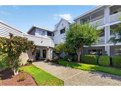 32833 LANDEAU Place | Abbotsford British Columbia | Slide Image One
