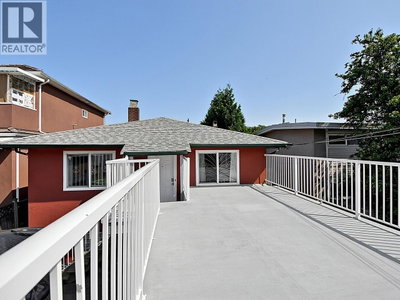 2216 41ST Avenue | Vancouver British Columbia | Slide Image Thirty-one